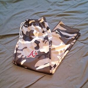 Camouflage Joggers with Atlanta Braves Logo